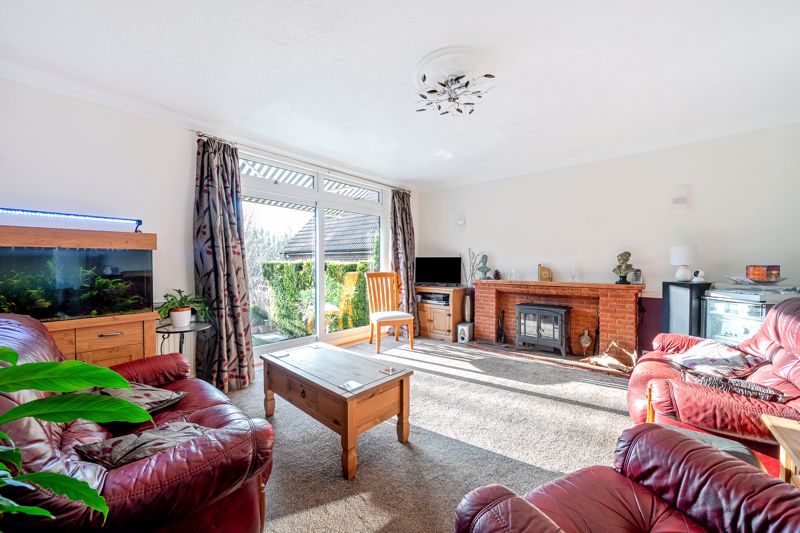 Living room- click for photo gallery